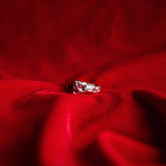 ANEL DEUSA TRÍPLICE